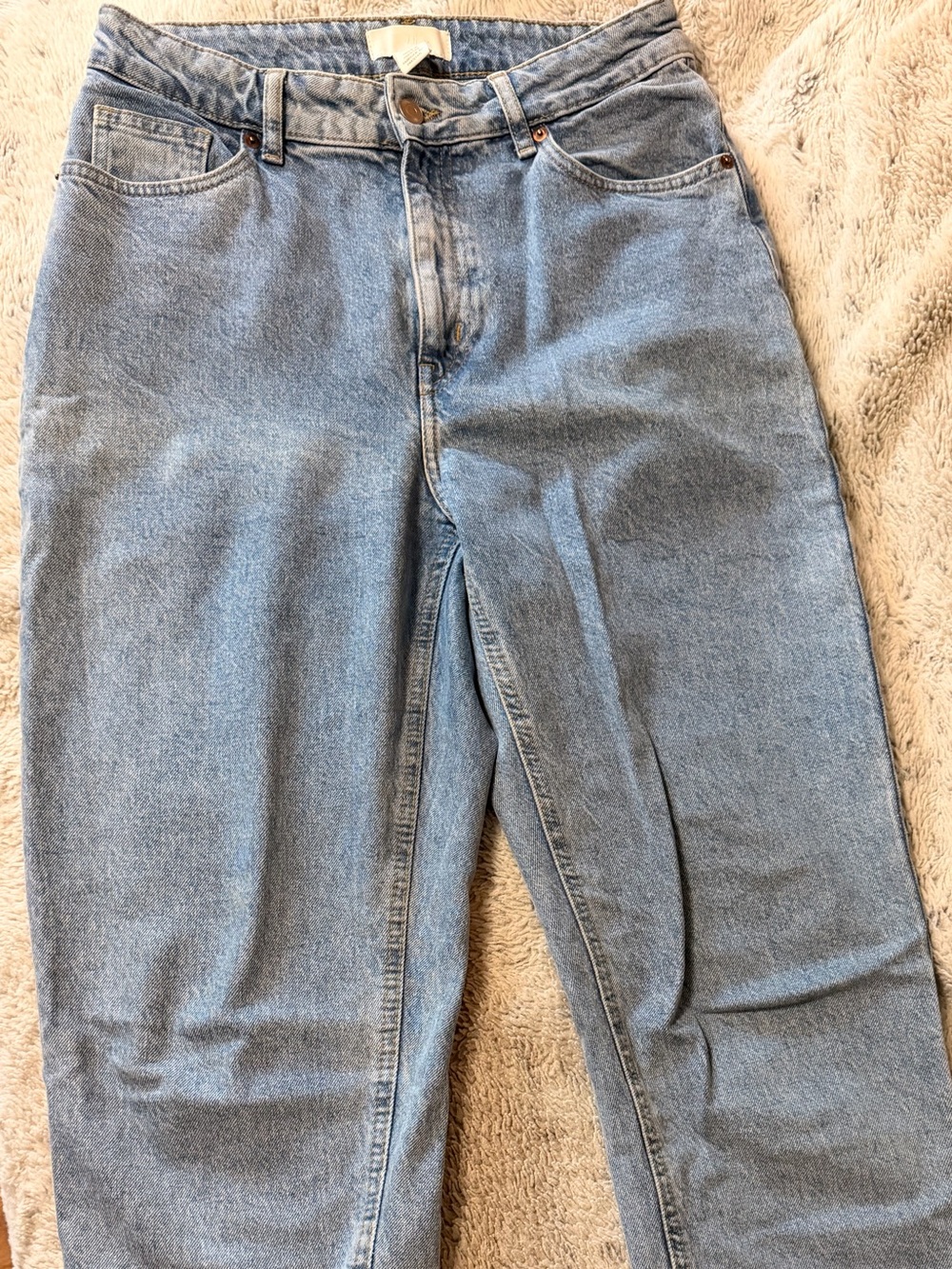 H&M Light Blue Straight-Leg Mom Jeans